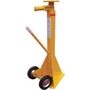 Trailer Stabilizing Jacks