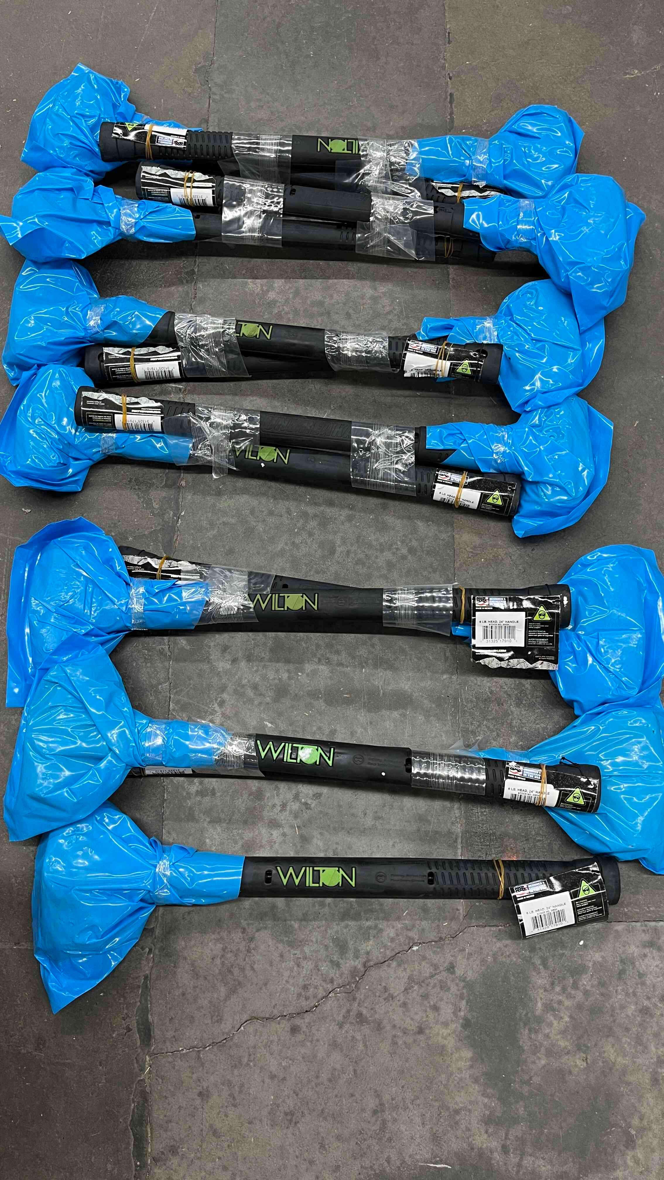 20824 Double Face Sledge Hammer WILTON TOOLS, Forged Steel, Head Width 2.5 Inches, Nonslip Grip Design, Product Available