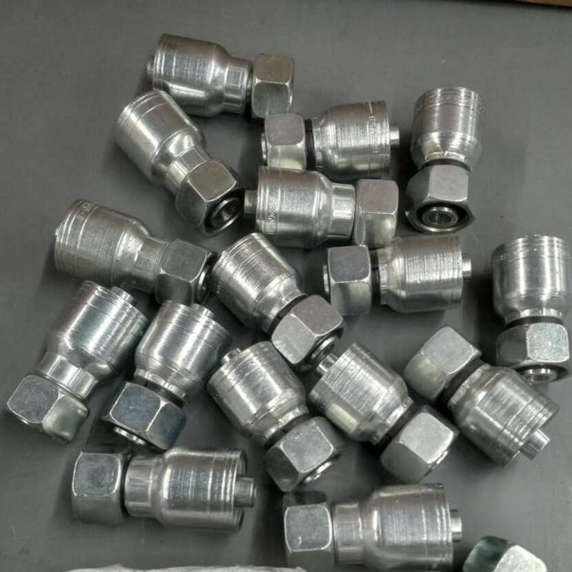 AEROQUIP 1A12DL8 Hydraulic Hose Fitting, 1/2 Inch Hose	, 2.38 Inch Length, M22X1.5 Metric Thread Size, Product In Stock