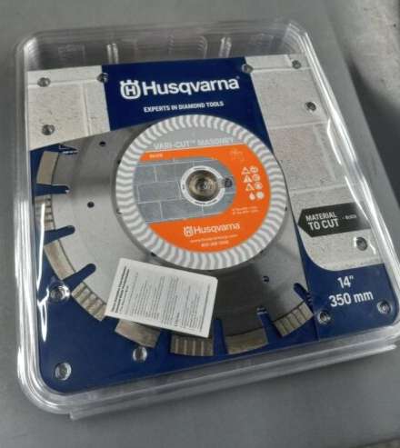 HUSQVARNA VCM-14 Diamond Saw Blade Segmented, 14 Inch Blade Dia., 5460 RPM, 4135 Grade, Wet/Dry Cutting Type, Product In Stock, In Box