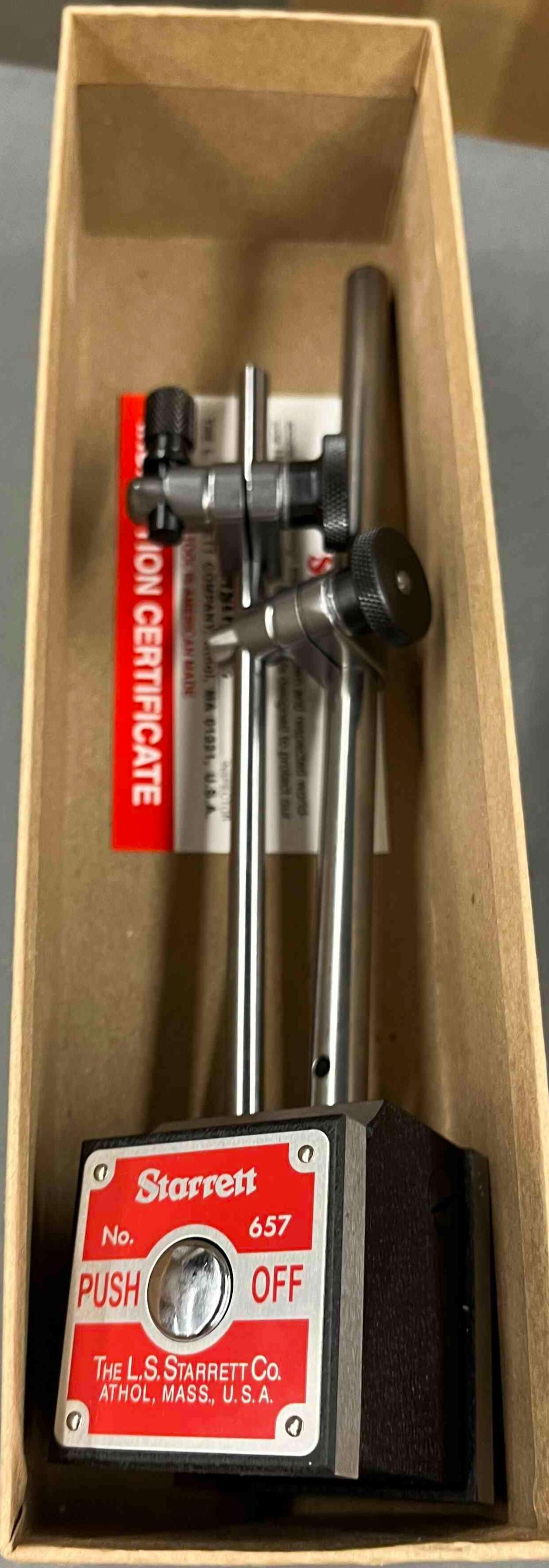 STARRETT 657AA Magnetic Base With Attachments, Thread Size 1/4-20, Rigid Arm, 100 lbf Holding Power, Flat, Product In Box