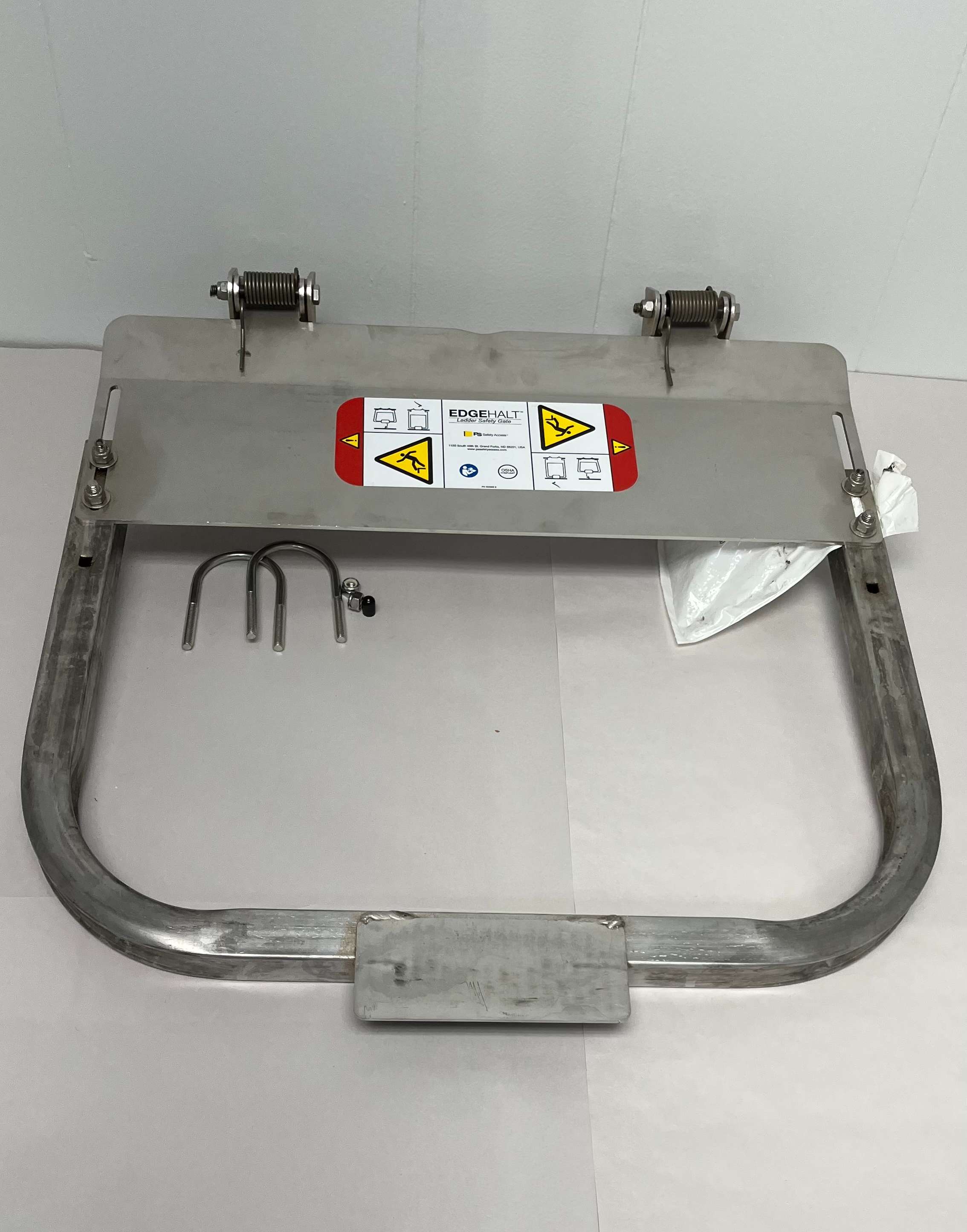 PS DOORS LSG-18-ALU Ladder Safety Gate, 16-3/4 Inch to 20-1/2 Inch Opening Width, Aluminium