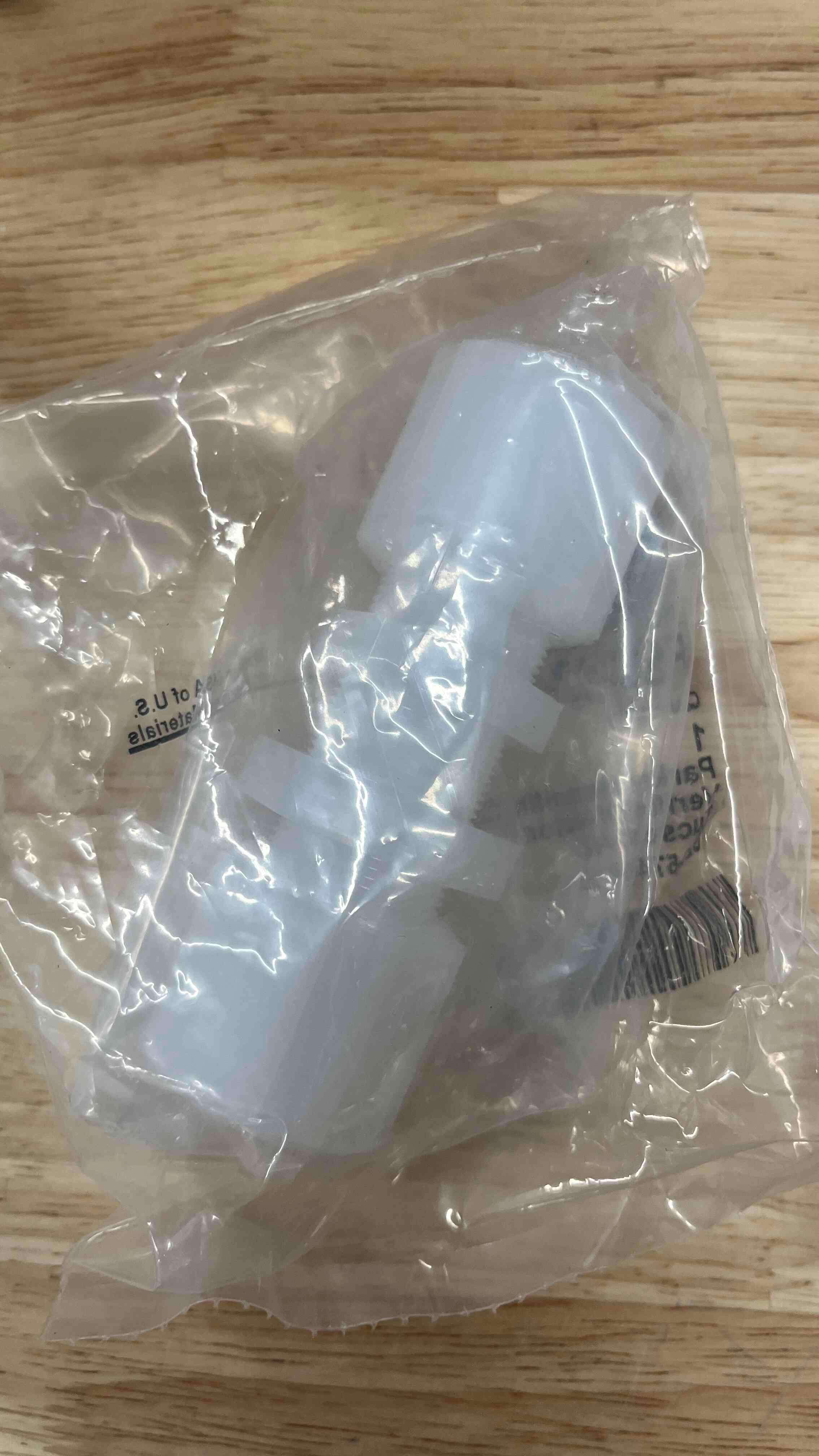 PARKER P-4-P Plug, 125 psi, Temp. Range	0 to 350F, NPT Pfa, Packaged Product, In Stock