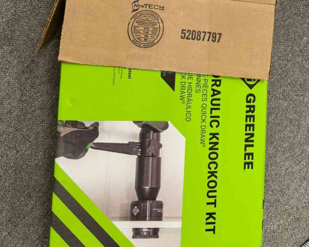 GREENLEE 7806SB Hydraulic Punch Driver Set 1/2" to 2", Number of Pieces-11, Mild Steel, Box Item, In Stock