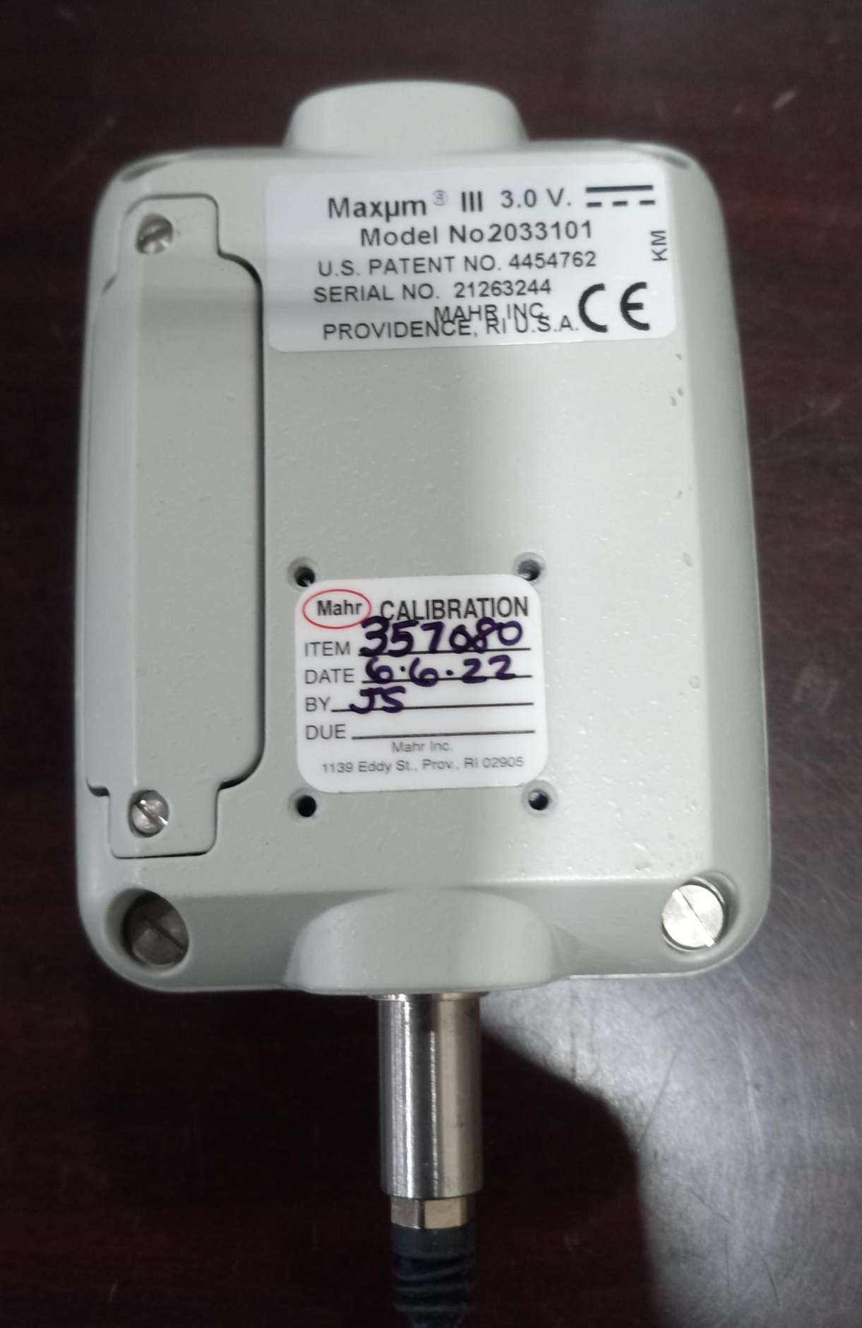 MAHR-FEDERAL INC. 2033101 Electronic Digital Indicator, Specifications, Back view, In stock