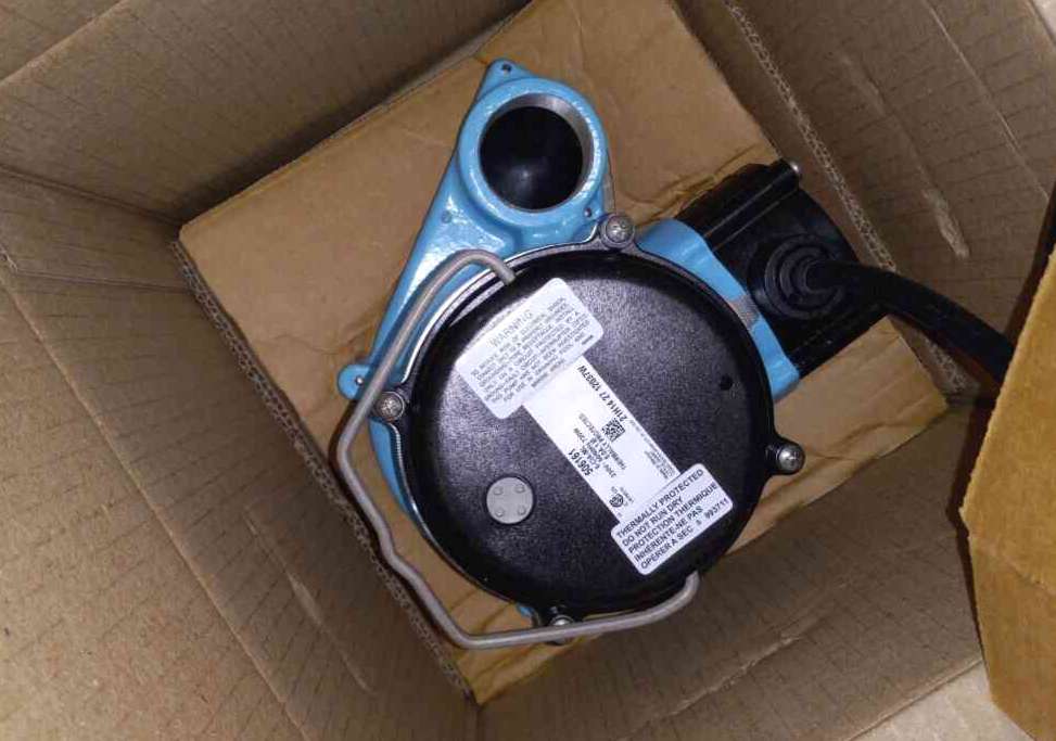 LITTLE GIANT PUMPS 6-CIA-ML Sump Pump, 115V, 1/3HP, 9A, 8ft. Cord Length, Polypropylene Material, Product In Stock. In Box, Top View