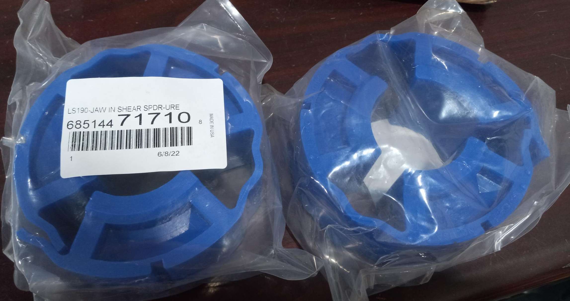 LOVEJOY 68514471710 Spider, 6-Pin, 4300 rpm, 5830 in-lbs Torque, Jaw In-ShearBlue, Urethane, Packaged product, In stock