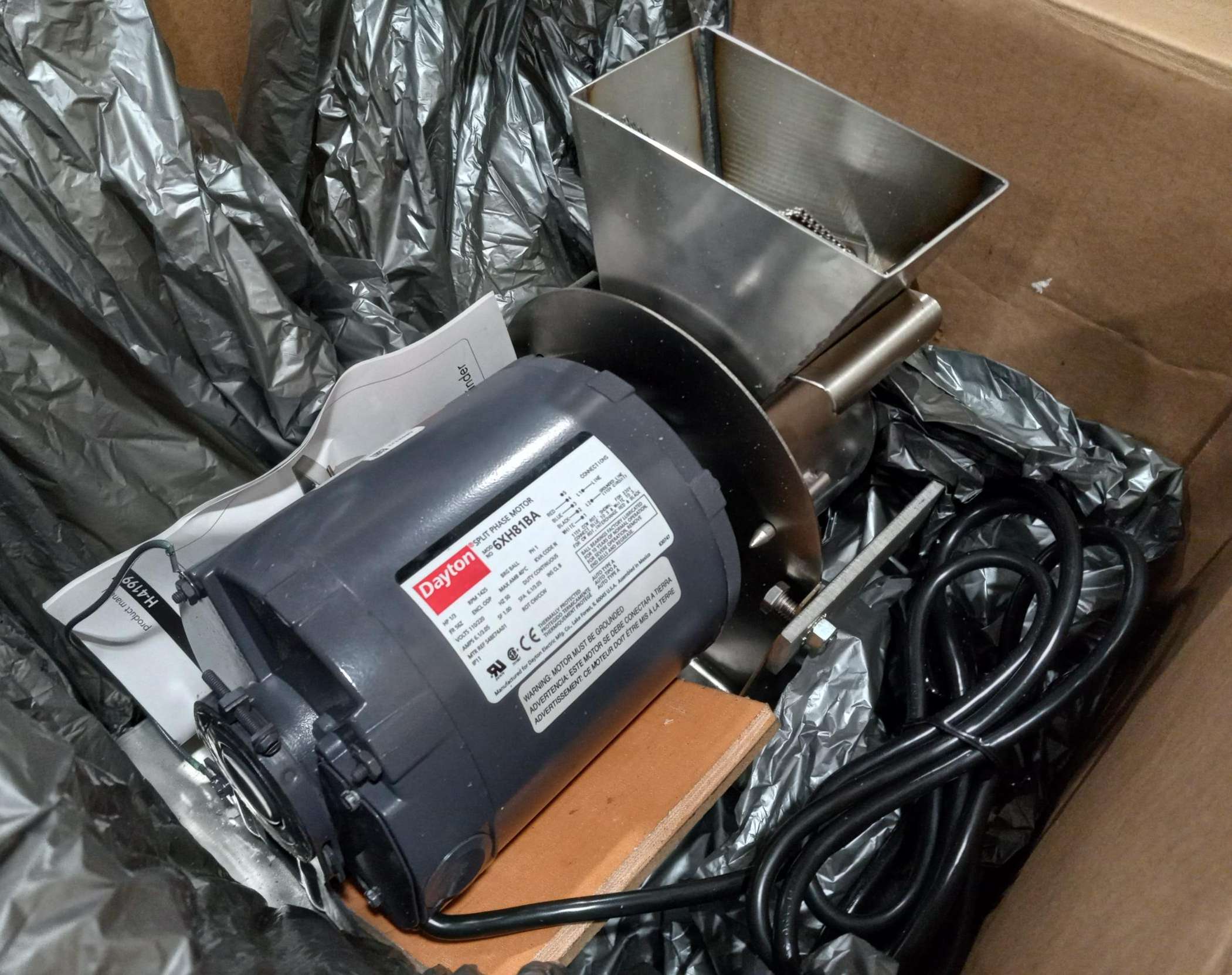 HUMBOLDT H-4199.5F Soil Grinder, 220V, 50Hz, Product in box, In Stock