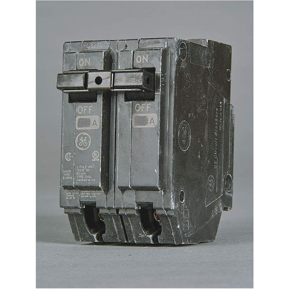 GENERAL ELECTRIC Plug In Miniature Circuit Breakers