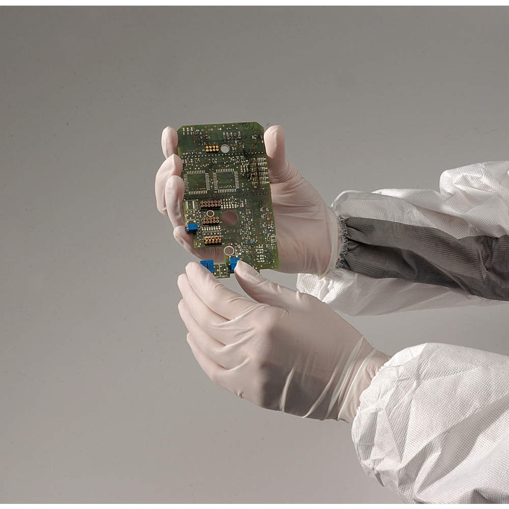 NORTH BY HONEYWELL CE412W/L Cleanroom Gloves Nitrile L 4 Mil - Pack Of 100 | AE2NDT 4YML5