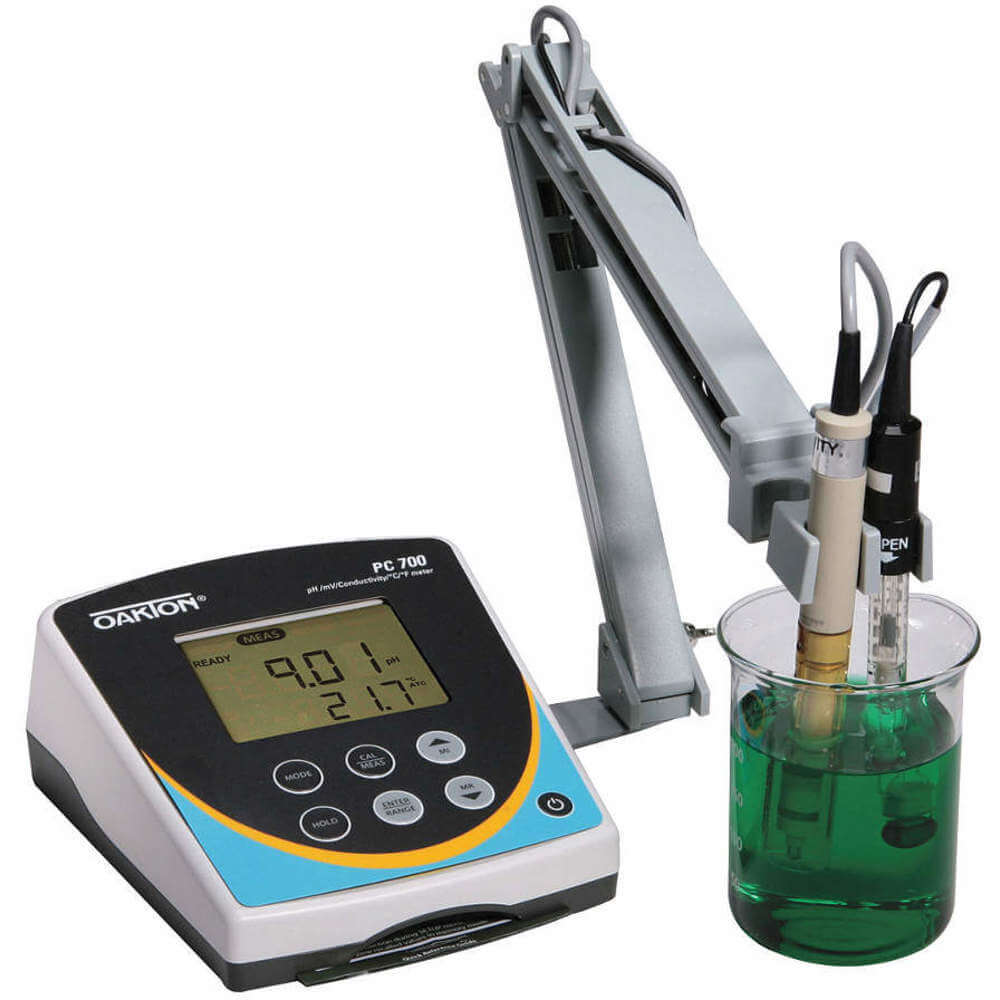Ph/con 700 Benchtop Meter With Stand