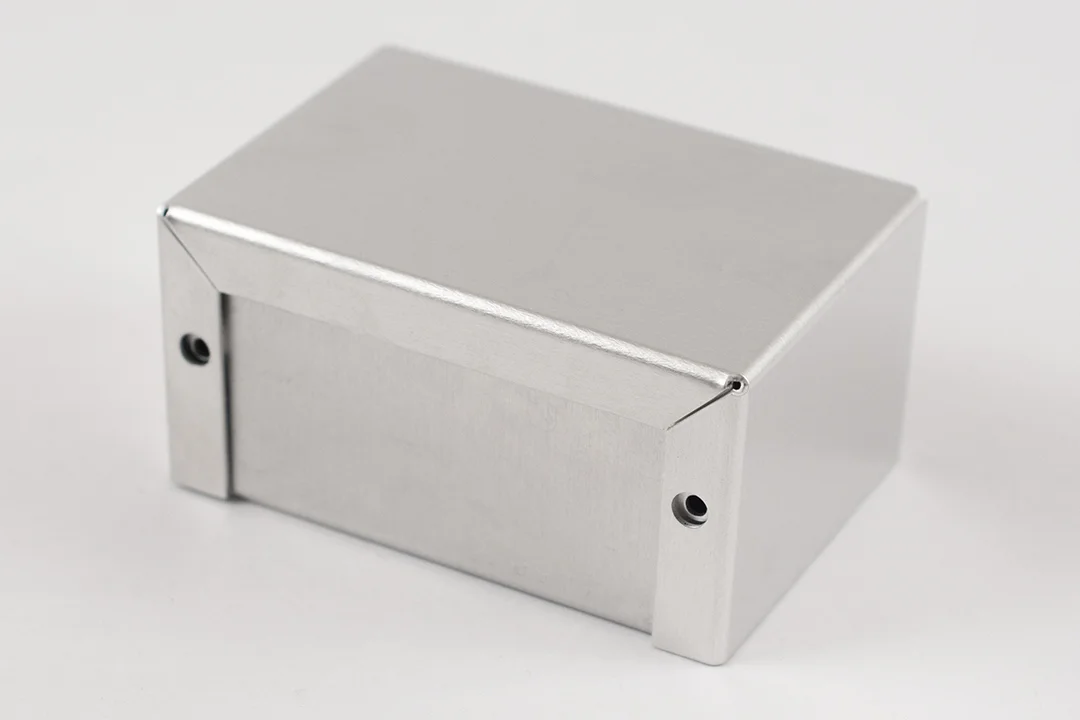 HAMMOND 1411DU