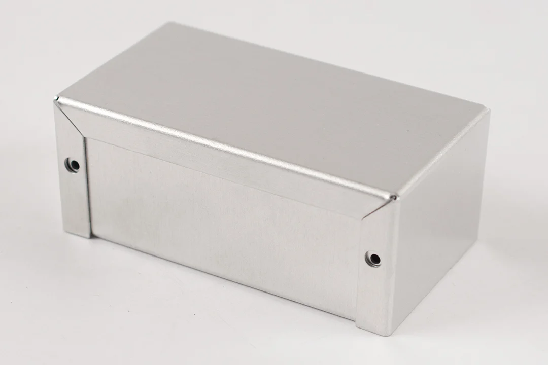 HAMMOND 1411GU