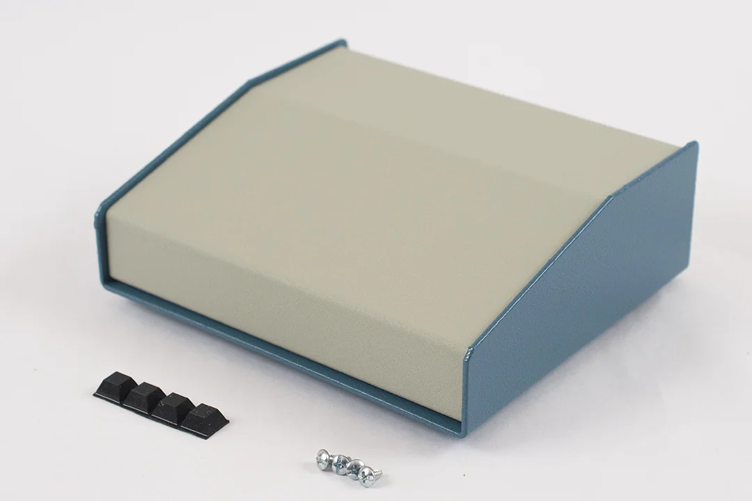 HAMMOND 1456FE2WHBU