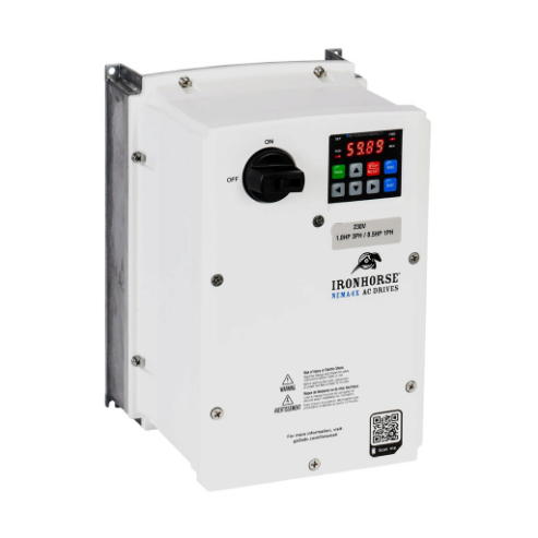 IRON HORSE ACN-21P0 AC General Purpose Drive With Disconnect, 230 VAC, 1Hp With 3-Phase Input | CV7BAE