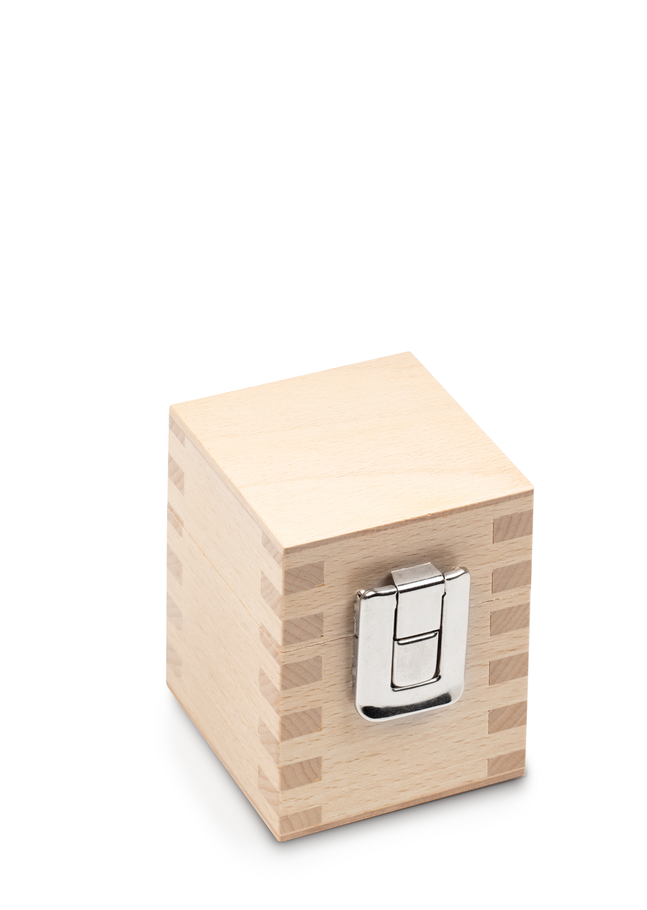 KERN AND SOHN 337-130-200 Wood Weight Case, Button/Compact Weight, 5Kg | CE8FVN