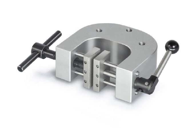 KERN AND SOHN AD 9052