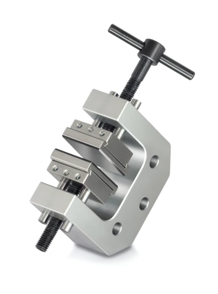 KERN AND SOHN AD 9032