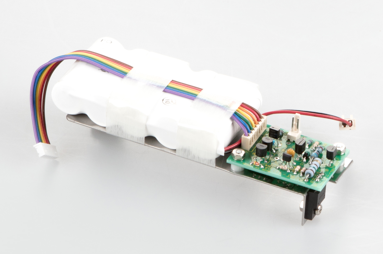 KERN AND SOHN EG-A04 Internal Rechargeable Battery Pack, Upto 32 hrs. Operating Time | CE8JGK