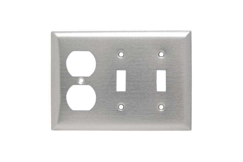 PASS AND SEYMOUR SB263-PB Decorator Opening Wall Plate, 3 Gang, Polished Brass | CH4CHZ