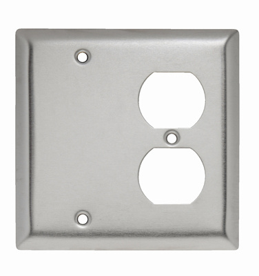 PASS AND SEYMOUR SS138 Combination Opening Wall Plate, 1 Blank And 1 Duplex Receptacle, 2 Gang | CH4BNT