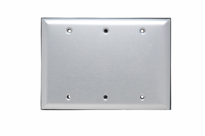 PASS AND SEYMOUR WPB3 Blank Aluminium Cover, With Gasket And Screw, 3 Gang | CH3ZUL