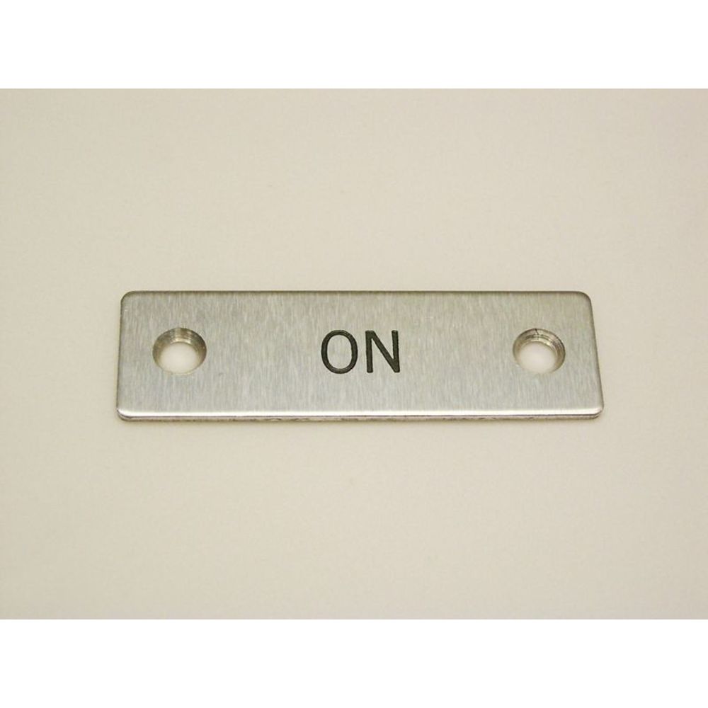 REES 09001-006 Legend Plate, Standard, On | AX3LEQ