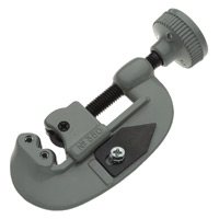 SUPERIOR TOOL 35236 Screw-Feed Tubing Cutter, 1-1/8 Inch Outer Dia. | CH3QYJ