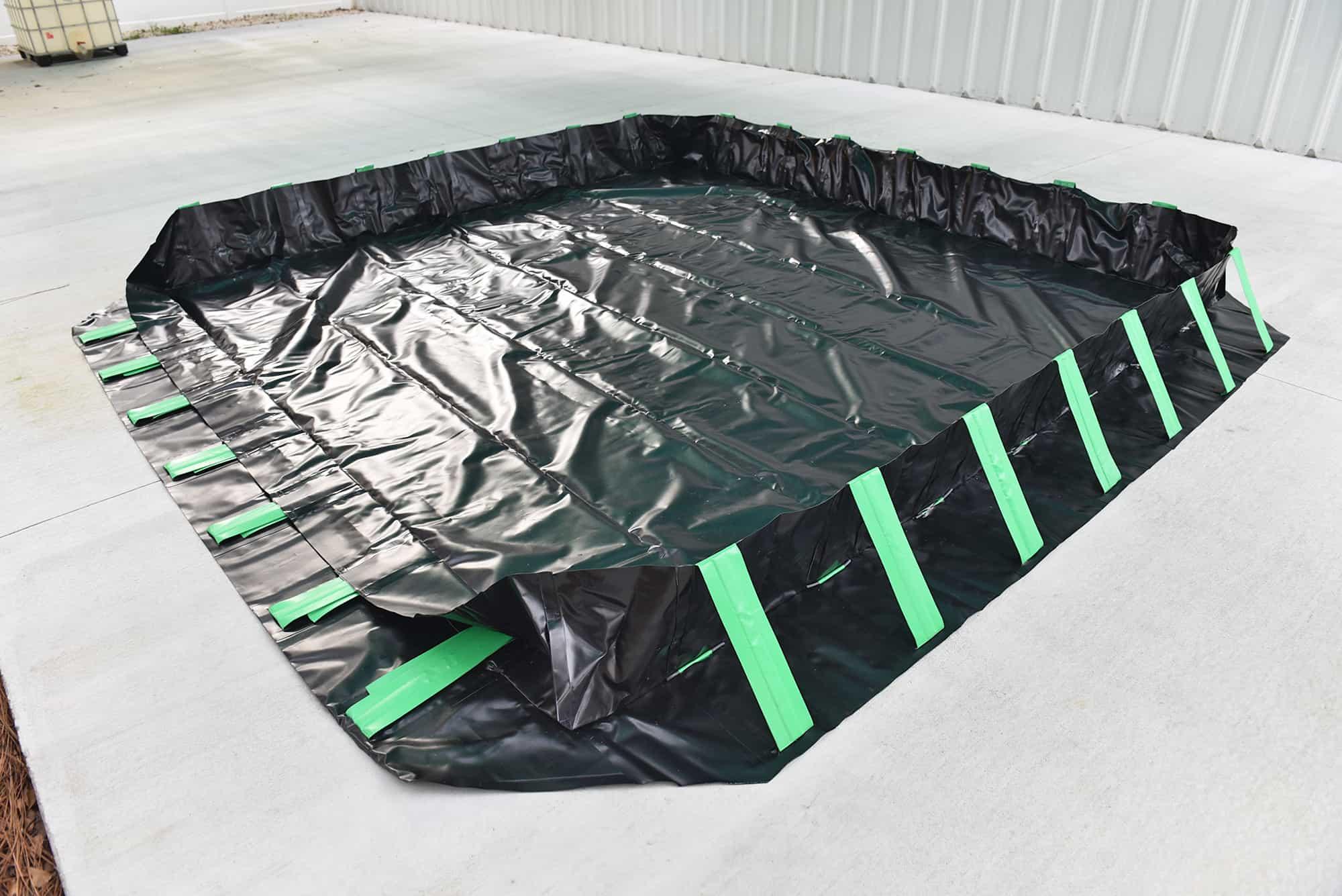 ULTRATECH 8610 Containment Berm, Compact, 6 x 6 x 1 ft. Size, Copolymer 2000, Black | CM8AAP