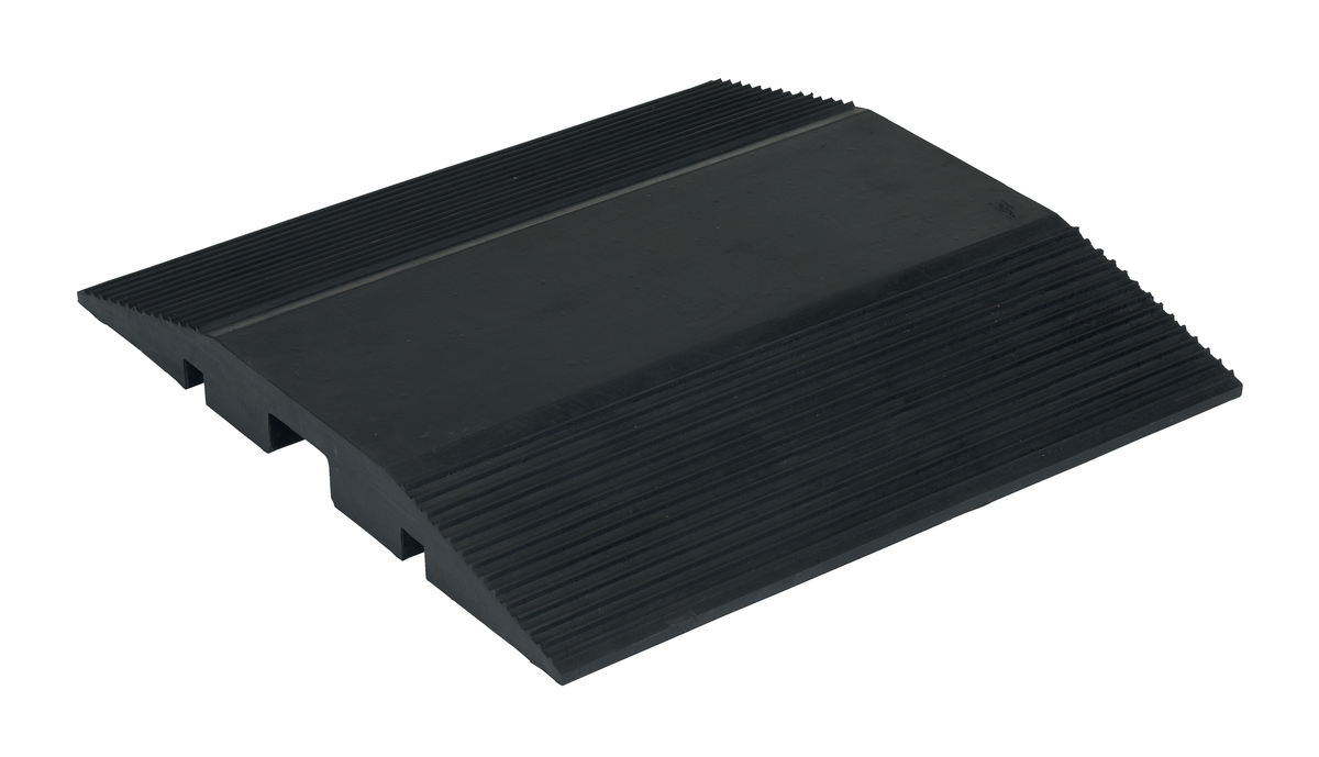 Molded Rubber Cable Crossover, 23-1/4 x 24 x 2-1/2 Inch, 2400 lb Capacity, Black