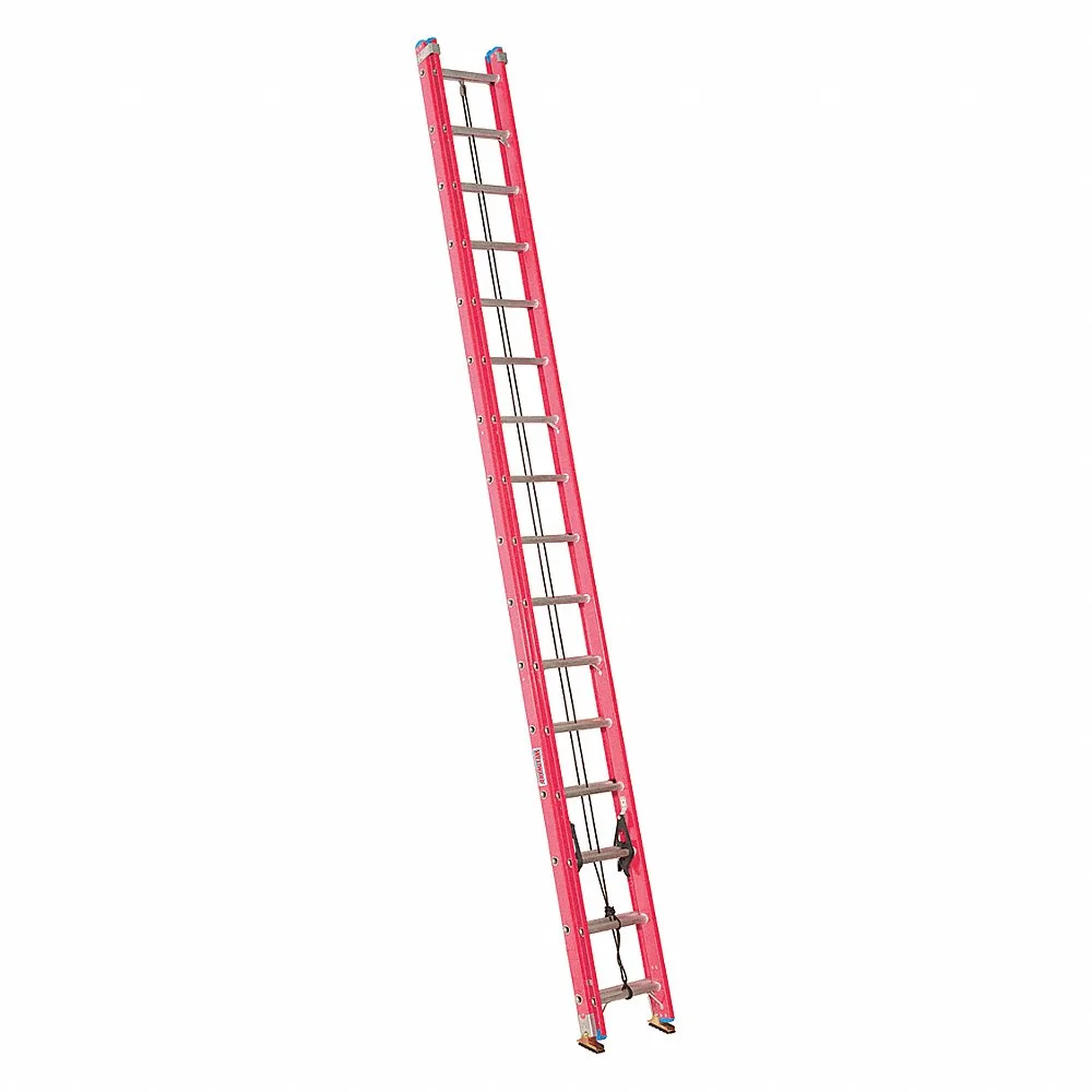 WESTWARD 44YY21 Fiberglass Extension Ladder, 32 Ft. Length, 300 Lbs. Load Capacity | CH6JXA